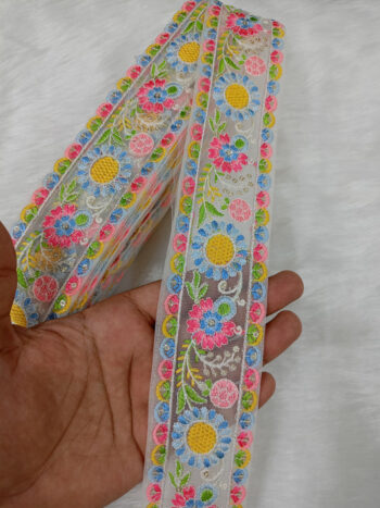 Beautiful 9-Meter Multicolored Embroidery Lace