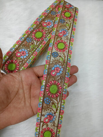 9-Meter Embroidery Lace in Olive Grove