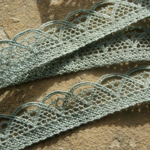 fine lace, wide border petrol, turquoise, taupe, crochet lace, bobbin border 30 mmm