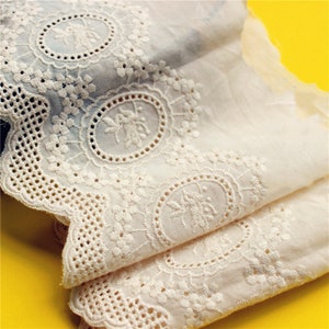 Vintage Cotton Scalloped Lace Beige / Off white Floral Cotton Trimming 5.5" wide Cotton Lace 2 yards