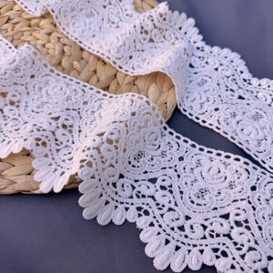 Cotton Lace Trim, Embroidery Guipure Vintage Trim, Scalloped Lace 3.5 inch wide, Off-White Crochet Border Ribbon